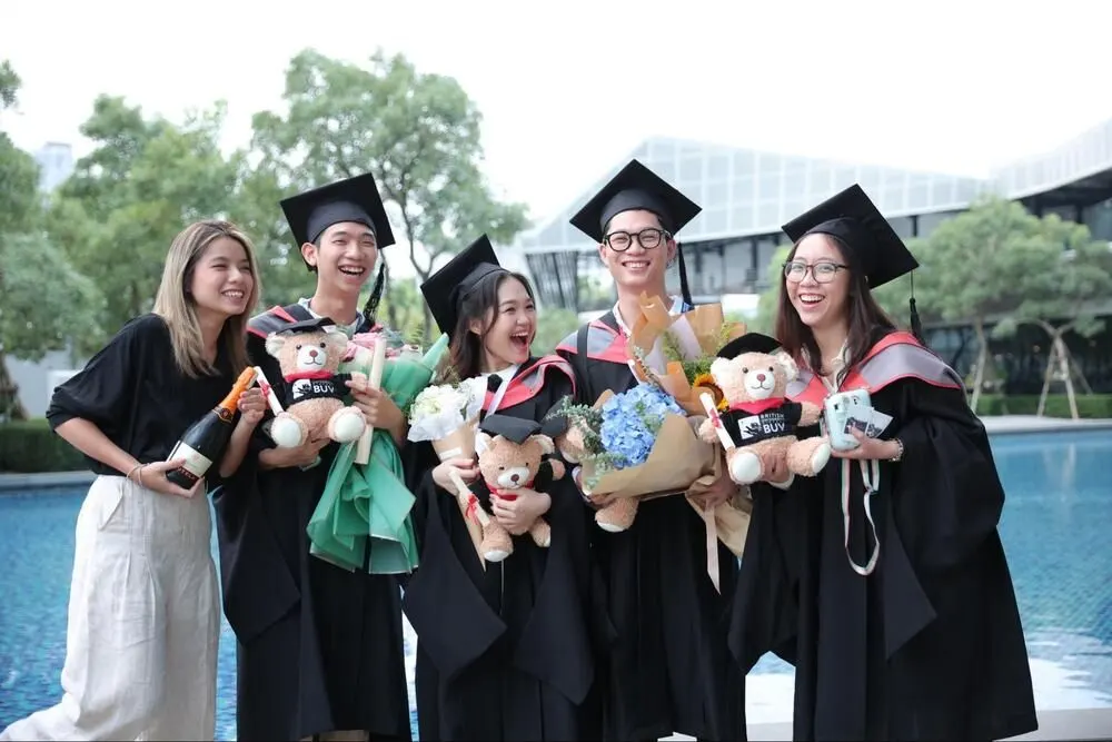 Chương trình Quản trị Kinh doanh Quốc tế tại BUV có thời gian học tập là 3 năm.