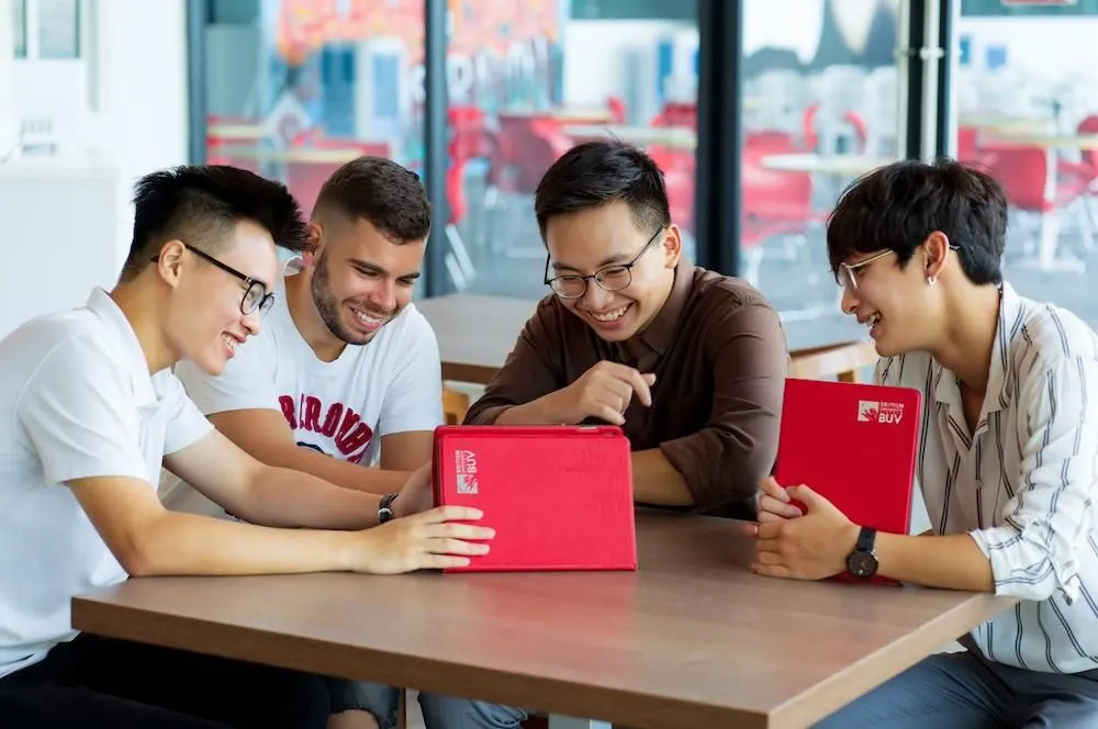 Hiện nay nhiều doanh nghiệp, công ty chấp nhận ứng viên Marketing tốt nghiệp ngành Quản trị kinh doanh.