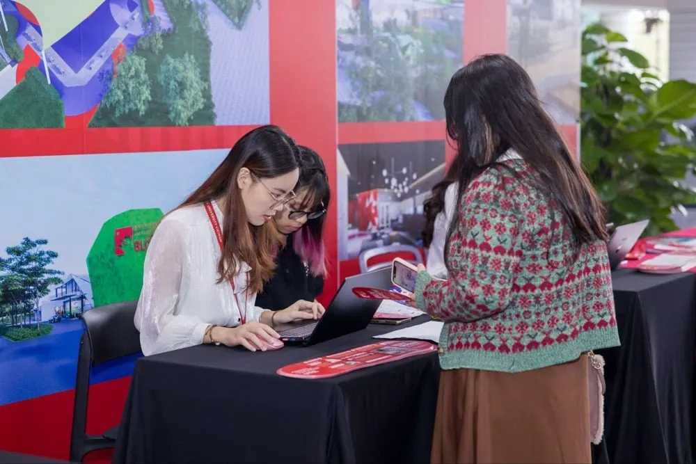 Mục tiêu của Kế toán Quản trị là giúp sinh viên có khả năng tổng hợp và lập báo cáo tài chính cho việc điều hành các hoạt động sản xuất kinh doanh