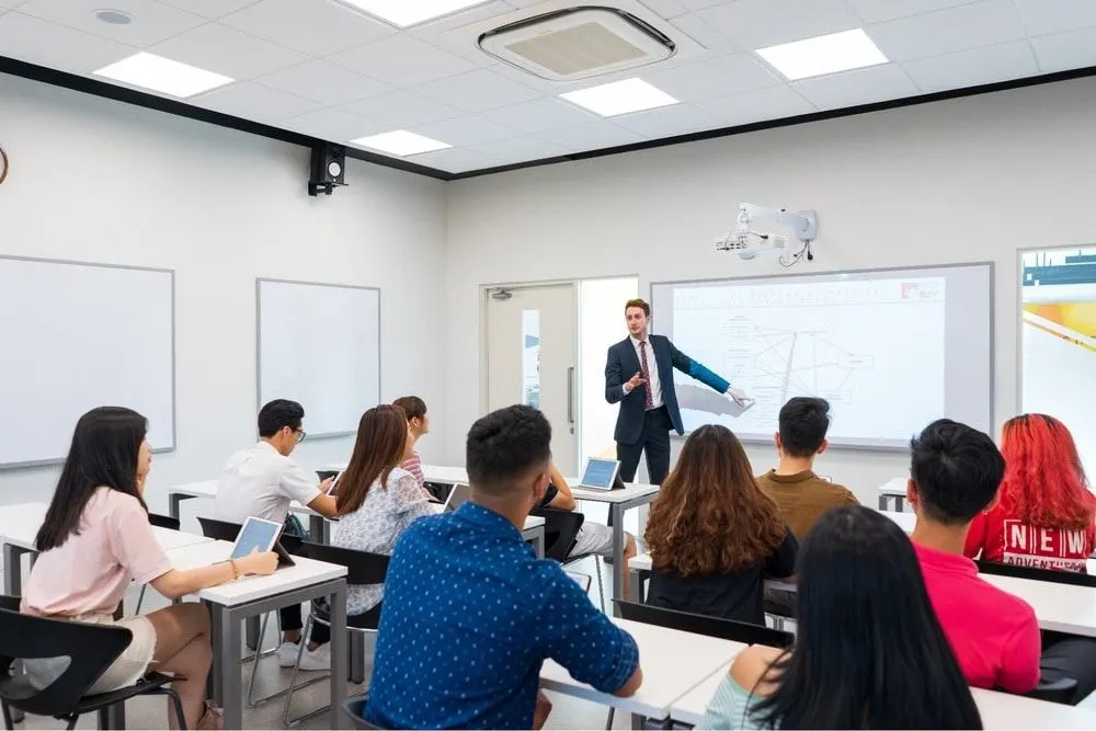Phạm vi ngành học Quản trị kinh doanh luôn được mở rộng và cập nhật theo xu thế mới