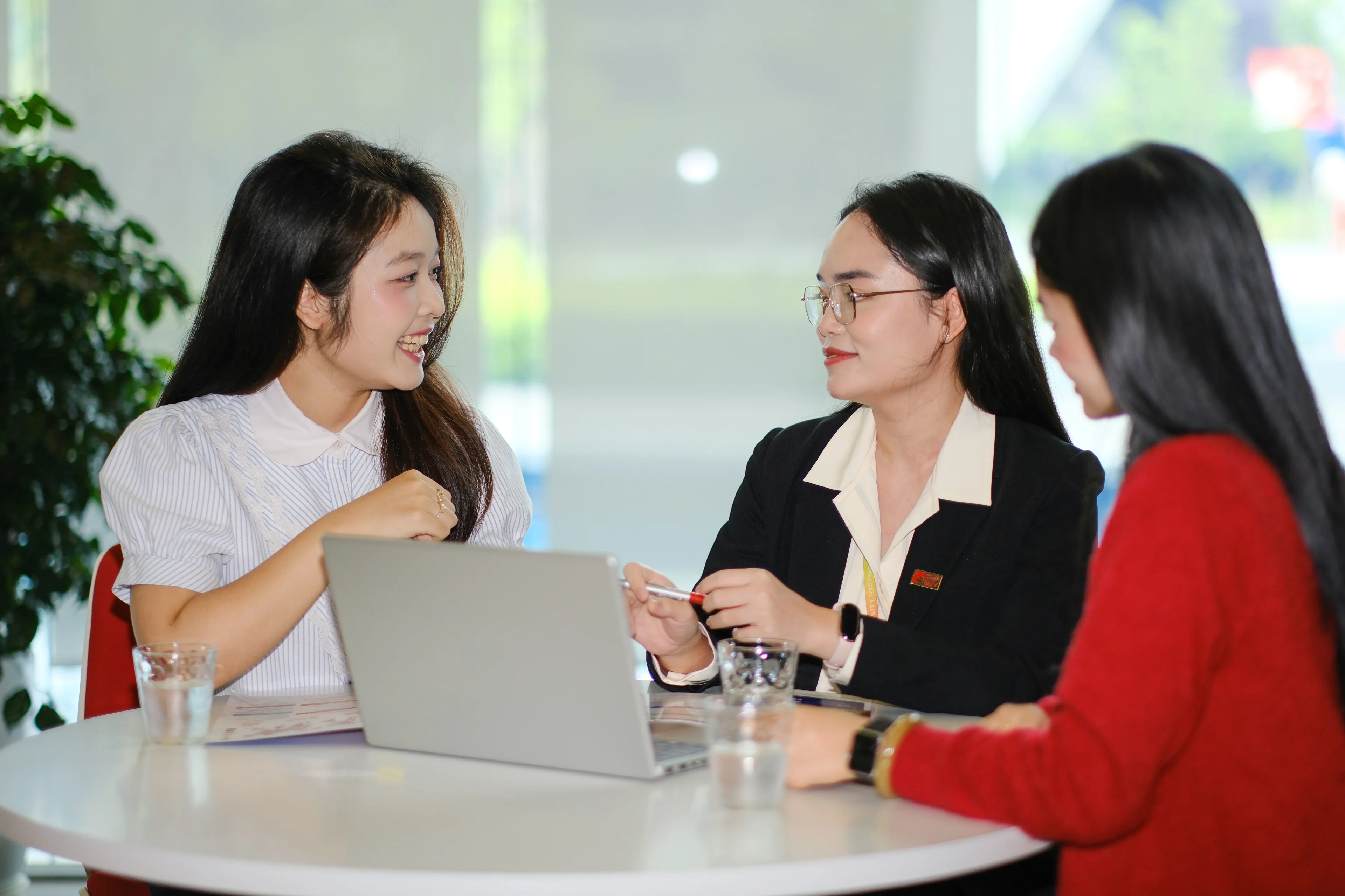 Marketing & Communications