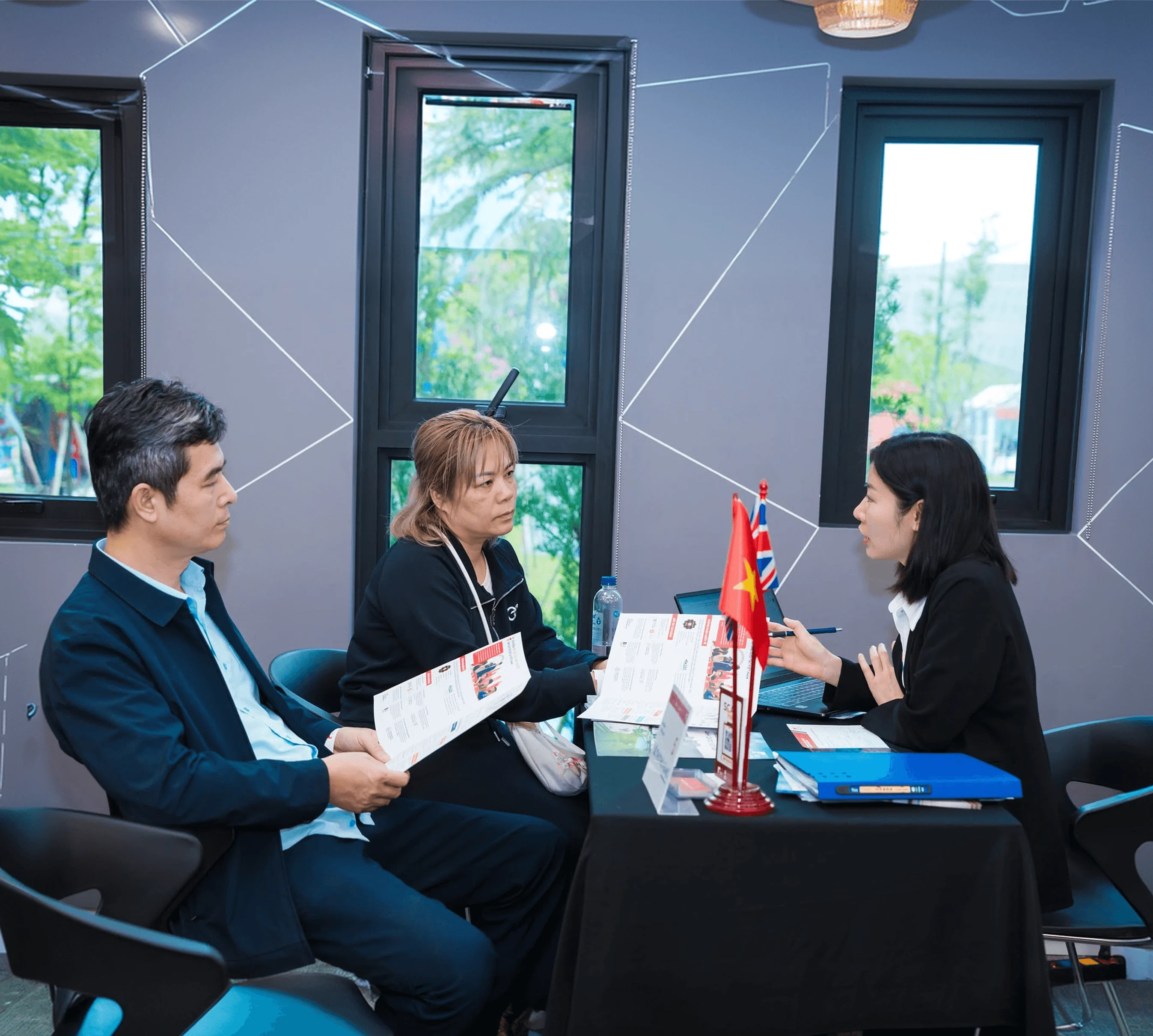 Admissions and fees consultation with a university advisor.