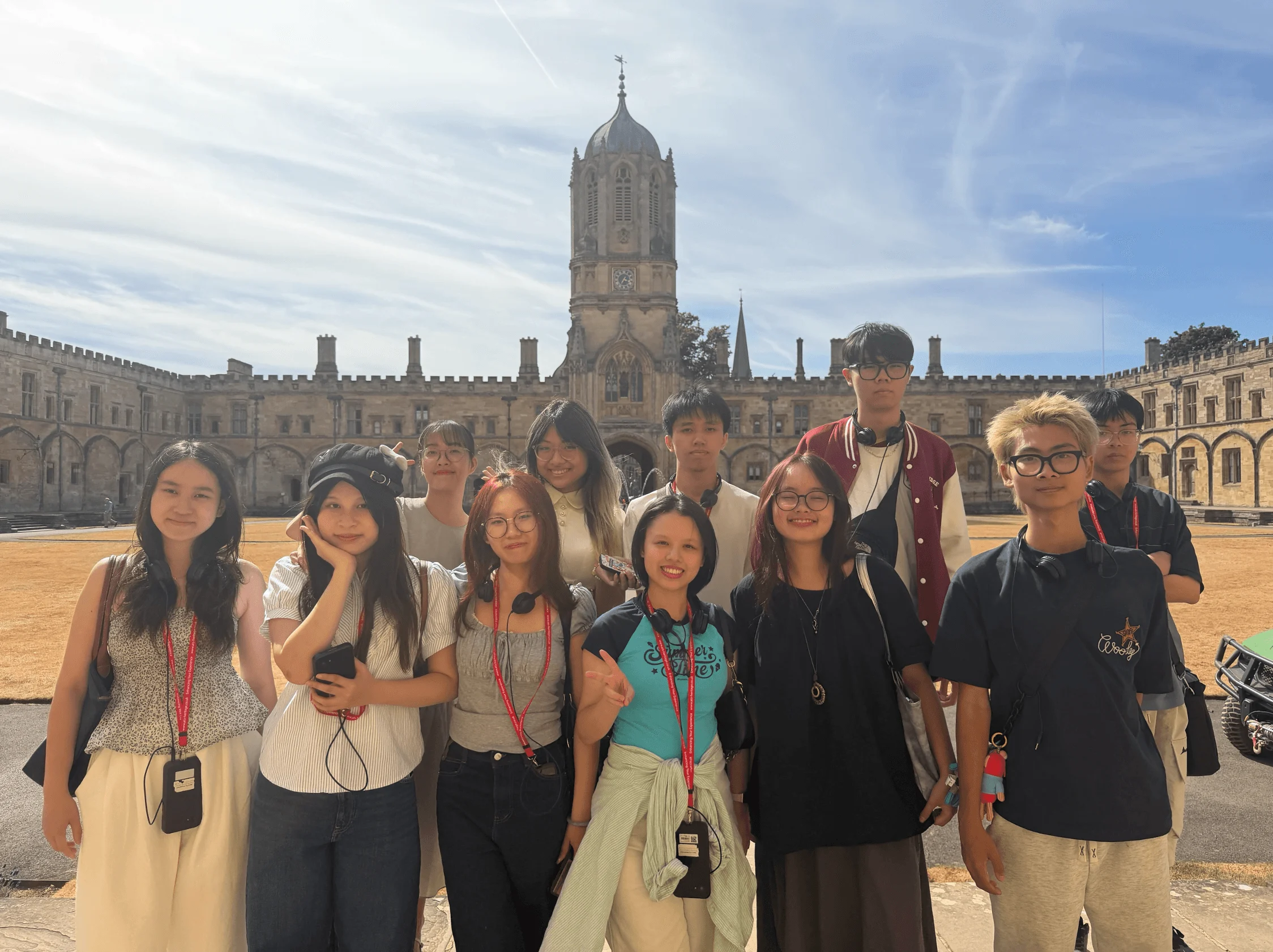BUV students visiting Oxford University during an international experience programme in the UK