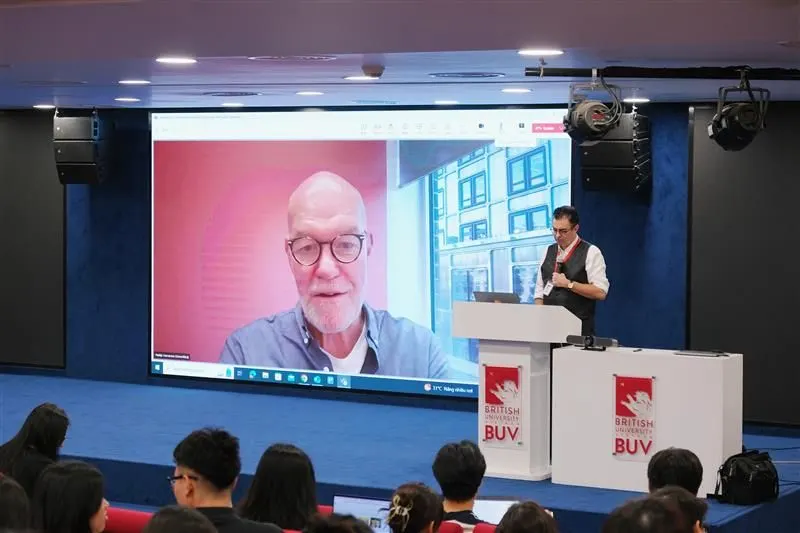 Exclusive Masterclass at BUV with the PR Mastermind of Financial Times, Manchester United & Royal Family