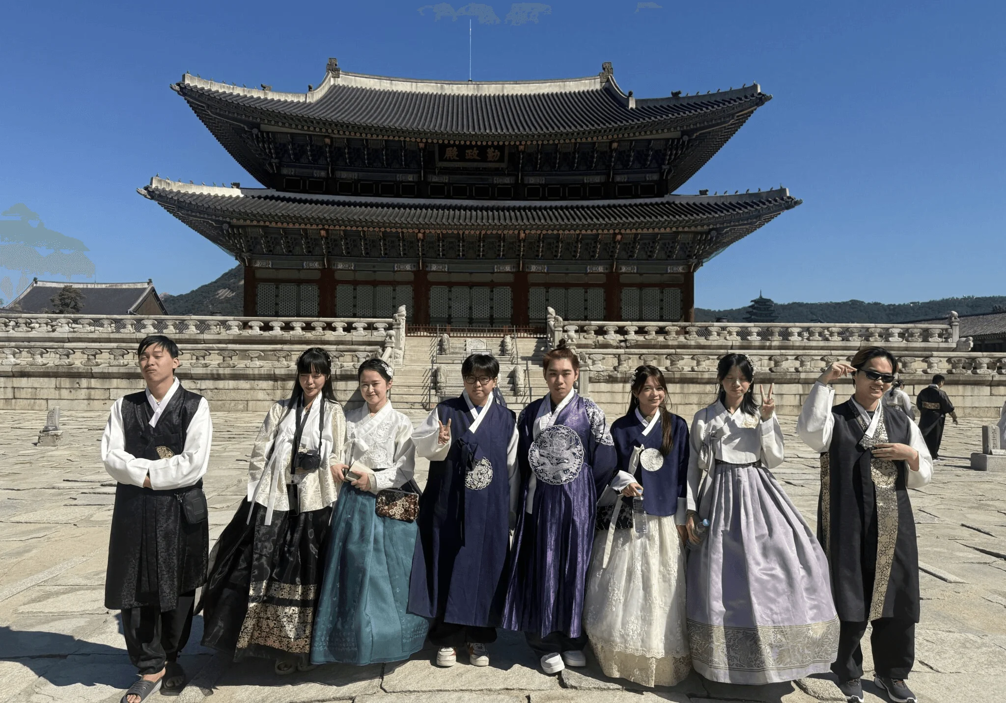 BUV international study course students in hanbok at Gyeongbokgung Palace, Seoul, South Korea